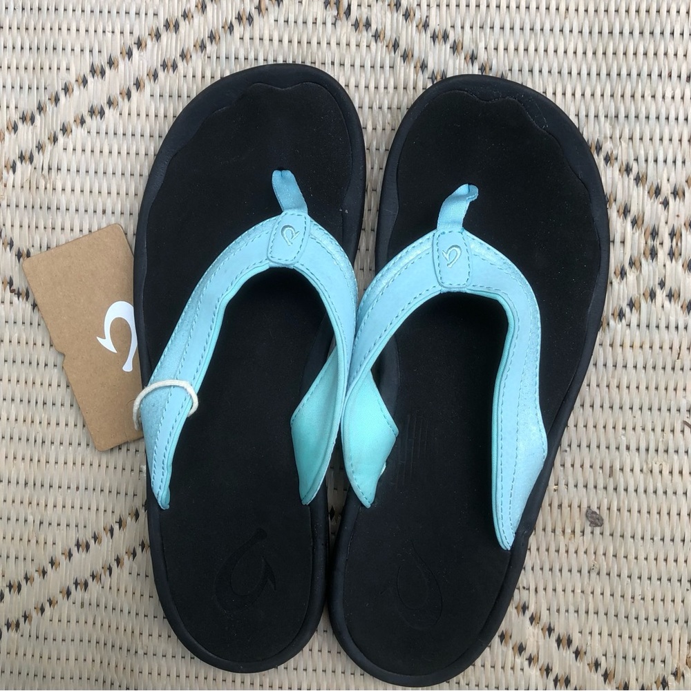 OluKai Womens Black Sandals with Light Blue Straps
